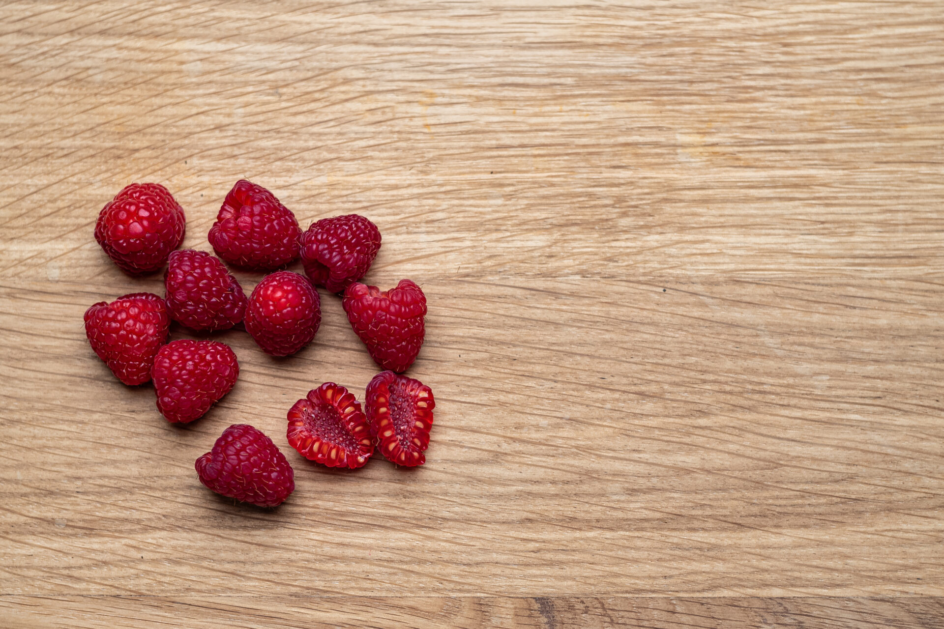 Himbeeren auf Teller